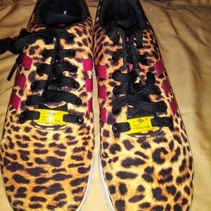 Adidas ltd addition leapord print